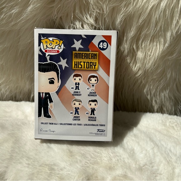 Funko POP Icons American History 49 Ronald Reagan Vinyl Figure - Picture 4 of 8